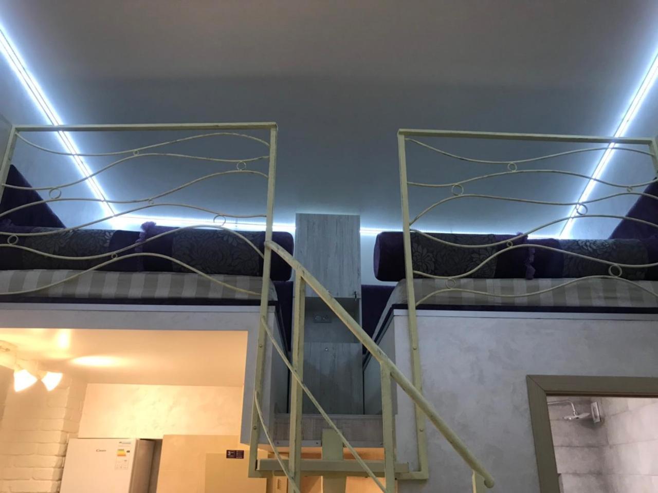Newtone Apartment Chernivtsi Bagian luar foto