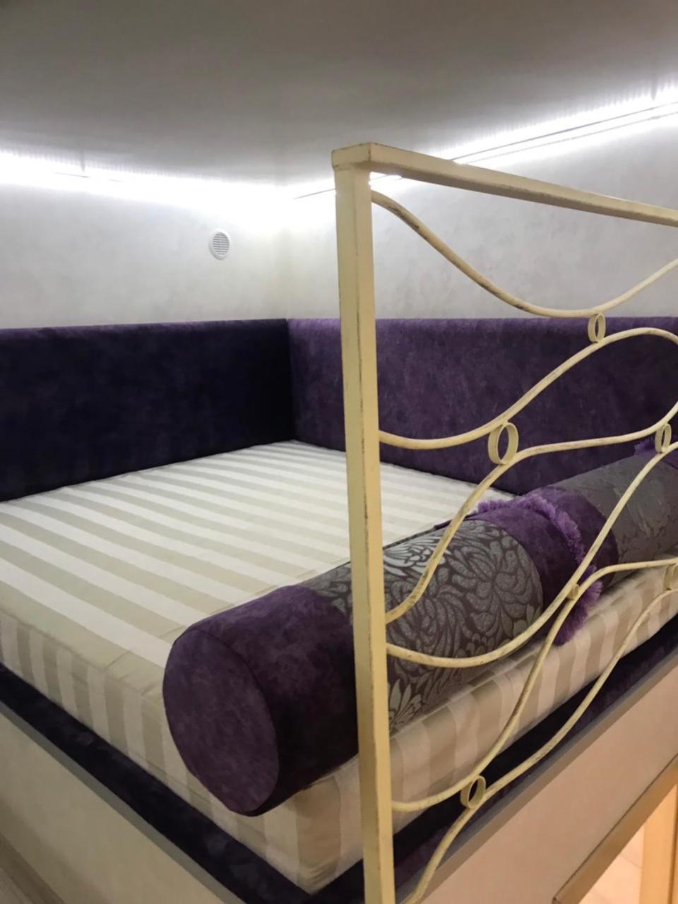 Newtone Apartment Chernivtsi Bagian luar foto