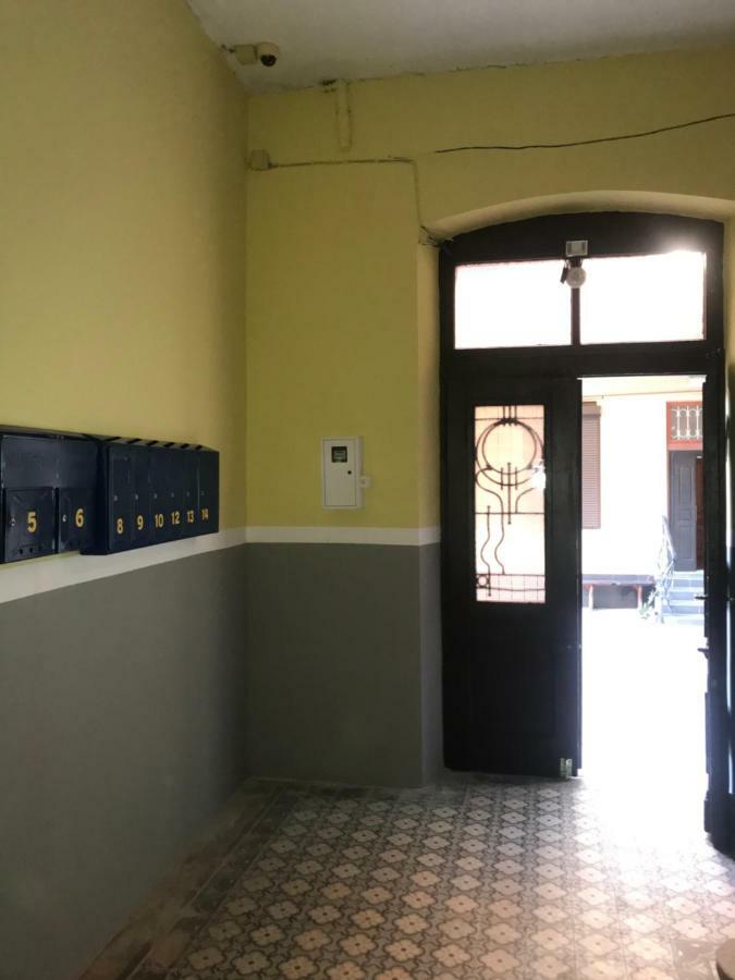 Newtone Apartment Chernivtsi Bagian luar foto